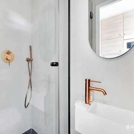 A Cocoon Just A Stone's Throw From The Arc De Triomphe Apartament Paryż