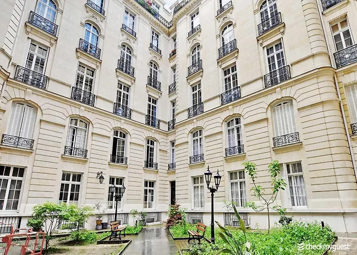 شقة A Cocoon Just A Stone's Throw From The Arc De Triomphe باريس